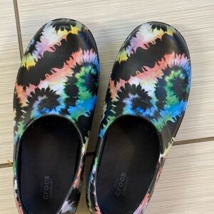 CROCS Clogs size 8